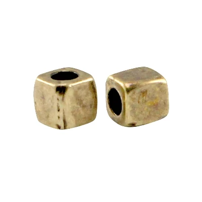 Fém köztes KOCKA 4 mm Antik bronz