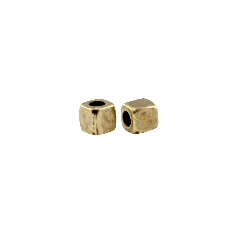 Fém köztes KOCKA 4 mm Antik bronz